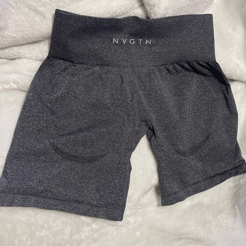 COPY - NVGTN shorts size S